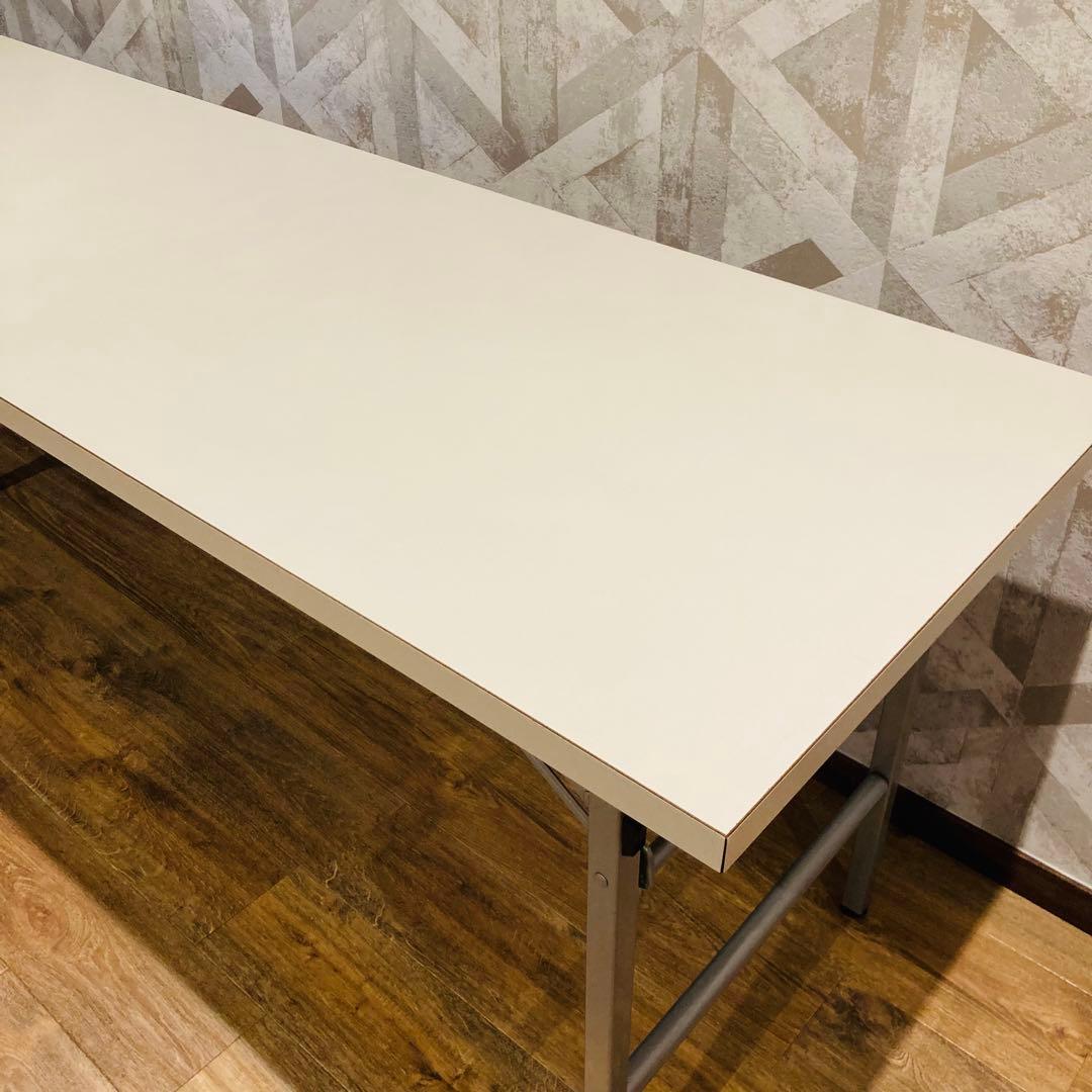 長机　折りたたみ机　テーブル　会議机　フリーマーケット　ホワイト