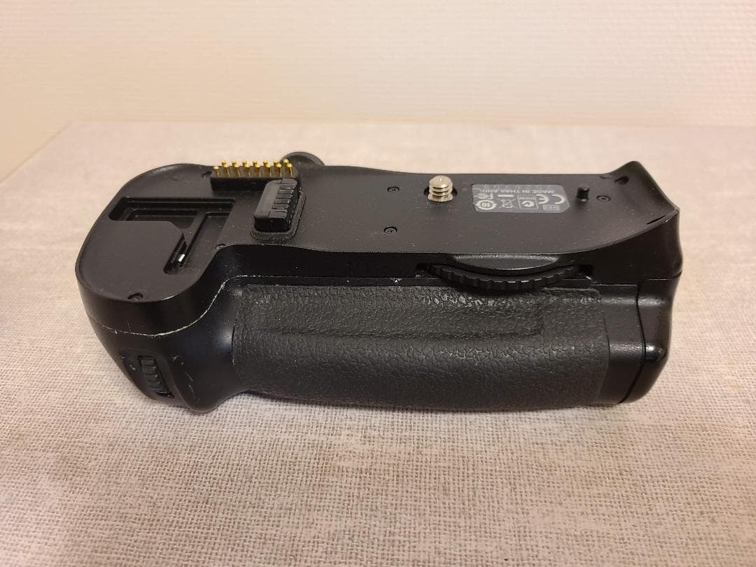 【まだ使えるけど】Nikon D300s【ジャンク】