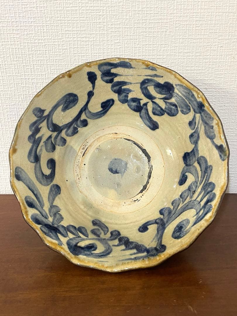 金城次郎実弟 金城敏雄 大鉢 大皿 唐草 壺屋焼 やちむん 25センチ 沖縄