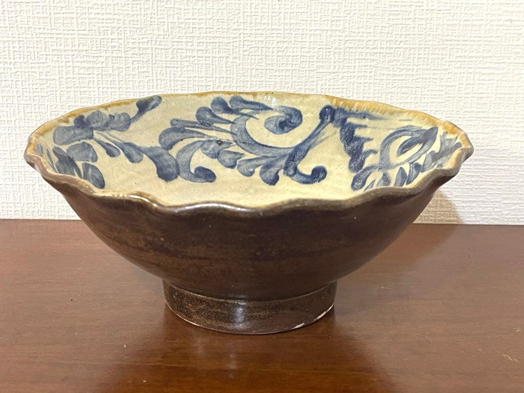 金城次郎実弟 金城敏雄 大鉢 大皿 唐草 壺屋焼 やちむん 25センチ 沖縄