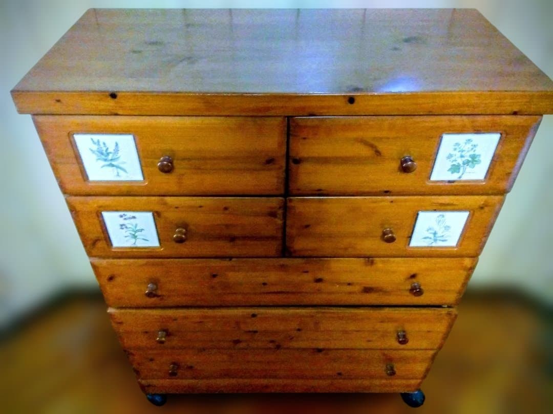 北欧風家具　カントリー　アンティーク　タイルタンス　チェスト