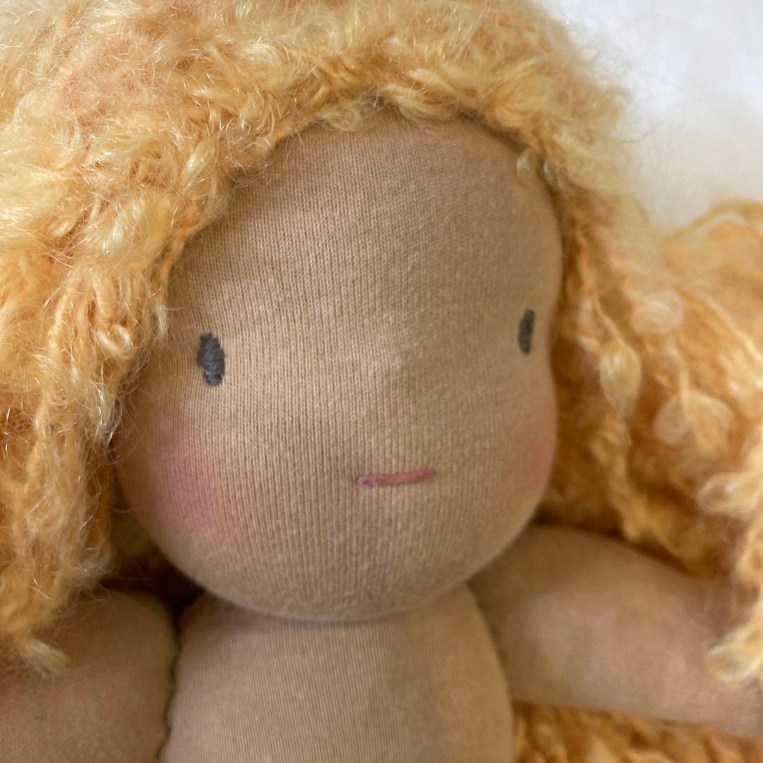 happy to see you 着せ替え人形　ウォルドルフ　リバティスカート付