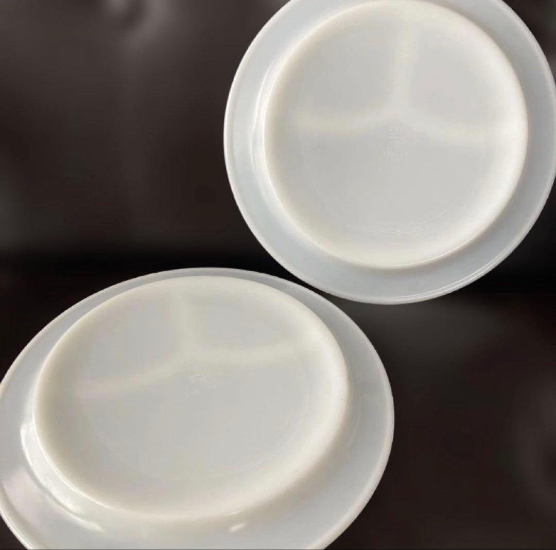 パイレックス ローレルリーフ グレー 3コンパートメント プレート 2枚セット