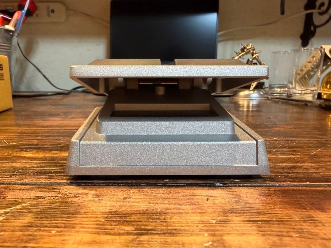 美品　BOSS　FV-500H　ボリュームペダル　箱、説明書付