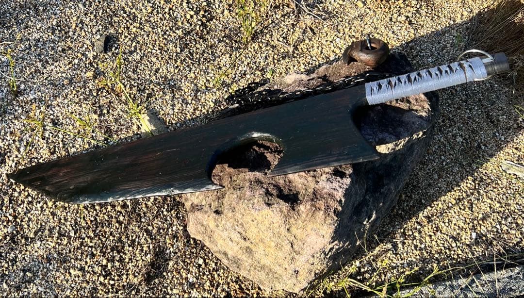 木刀（日輪刀？）