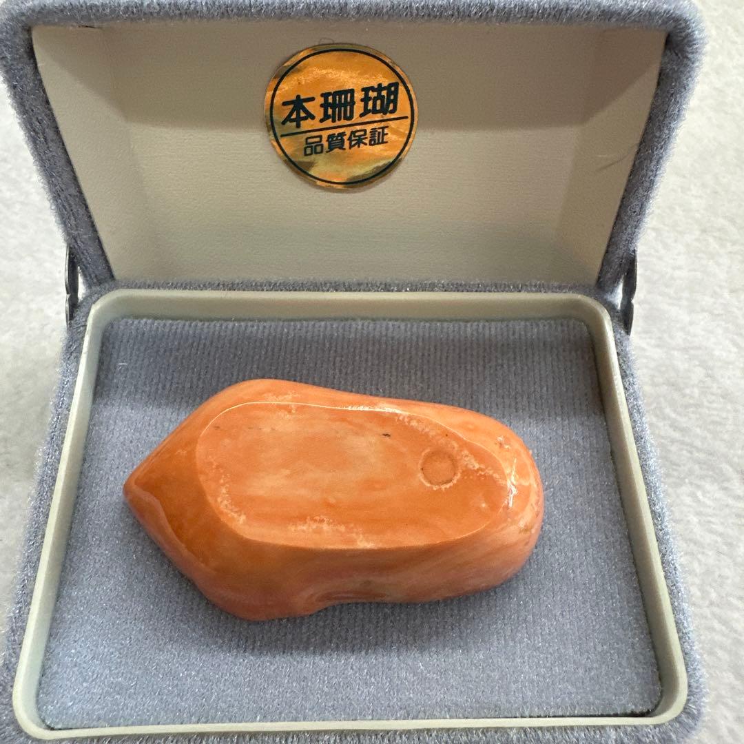 国産　天然桃珊瑚彫刻のアクセサリー