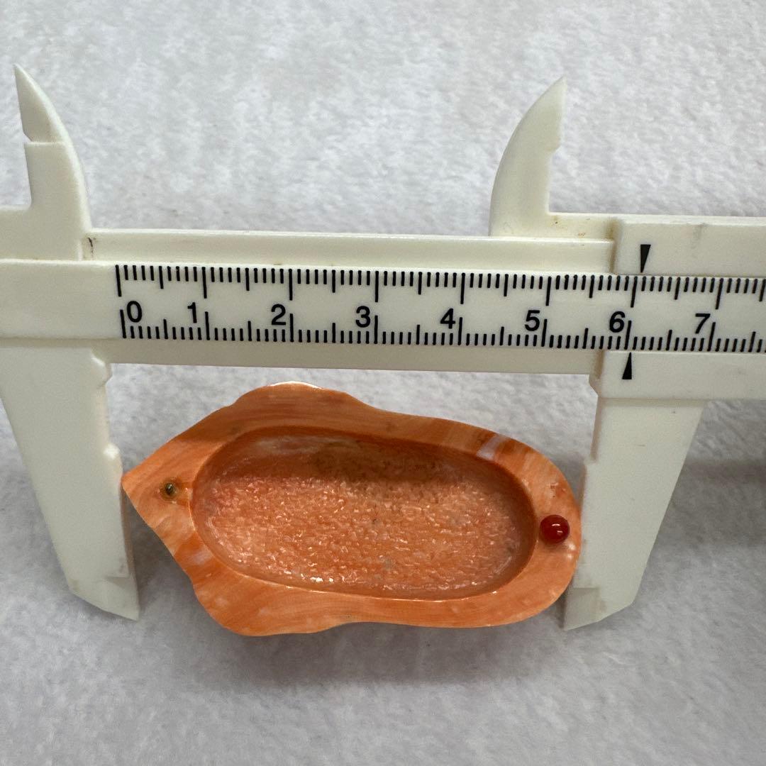 国産　天然桃珊瑚彫刻のアクセサリー