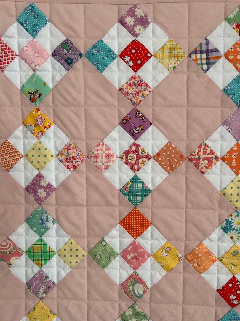 パッチワークキルト　タペストリー