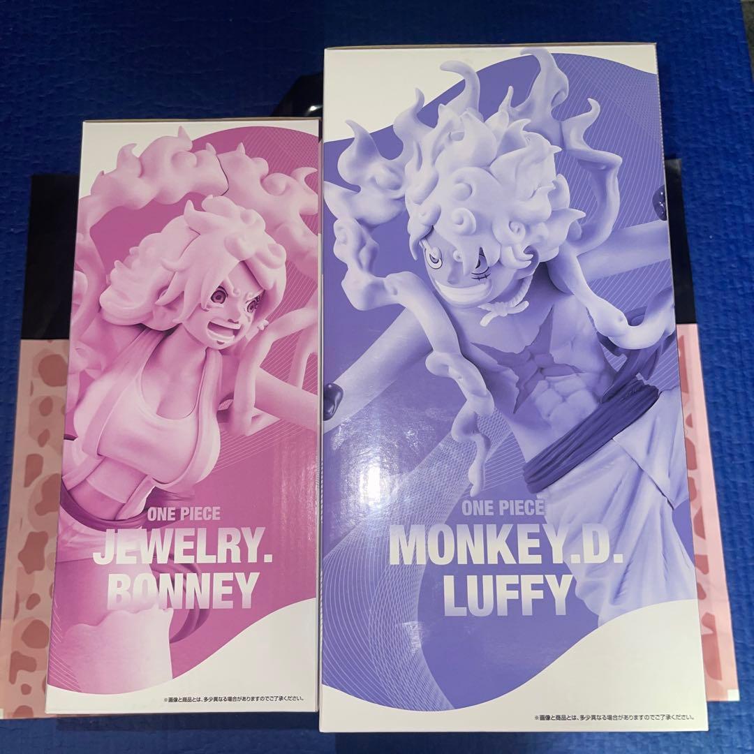 ワンピース1番くじ　思い描く未来　Ａ賞、B賞2点セット　新品未開封
