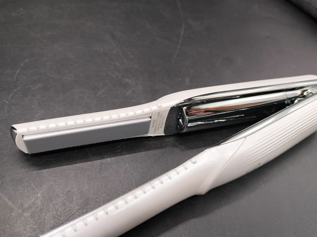 ‪✿SSR ReFa フィンガーアイロン RE-A102A ホワイト