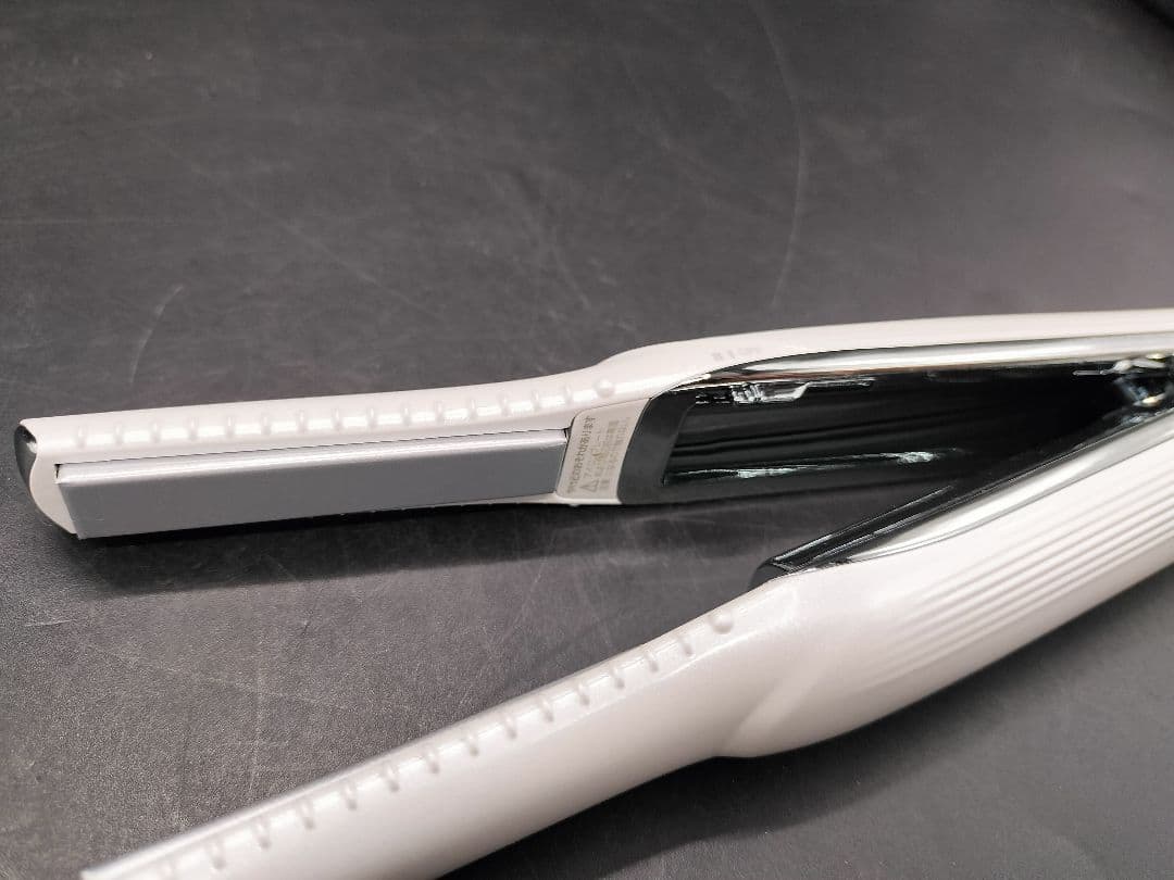 ‪✿SSR ReFa フィンガーアイロン RE-A102A ホワイト