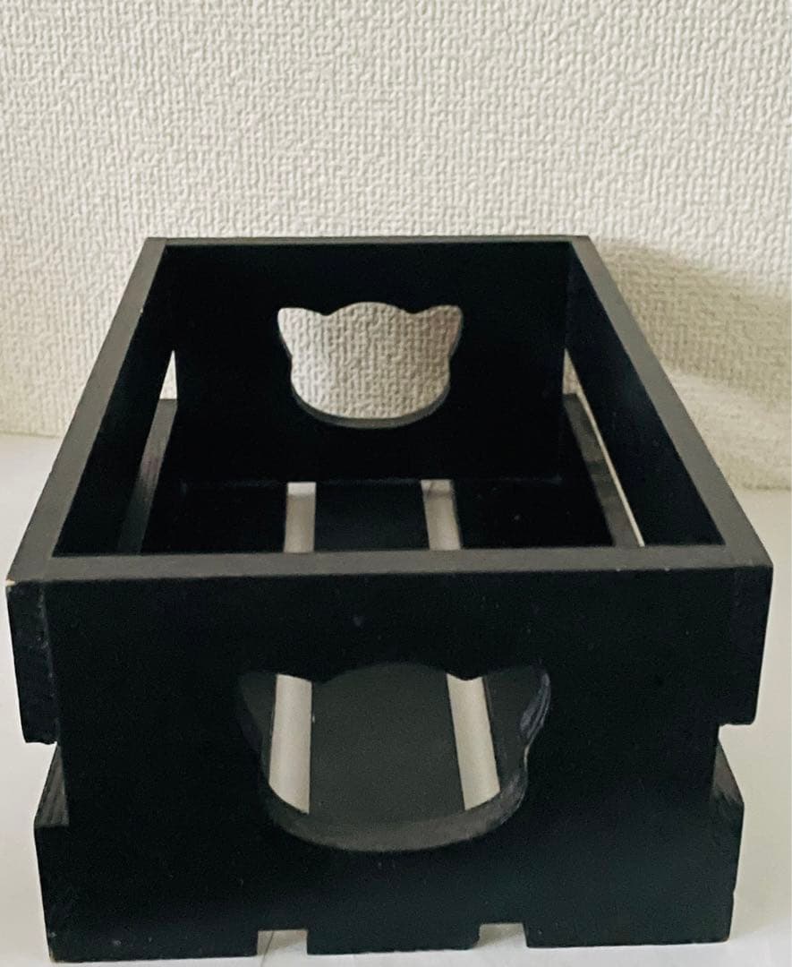 Cat toy box, Mist holder 猫のトイボックス