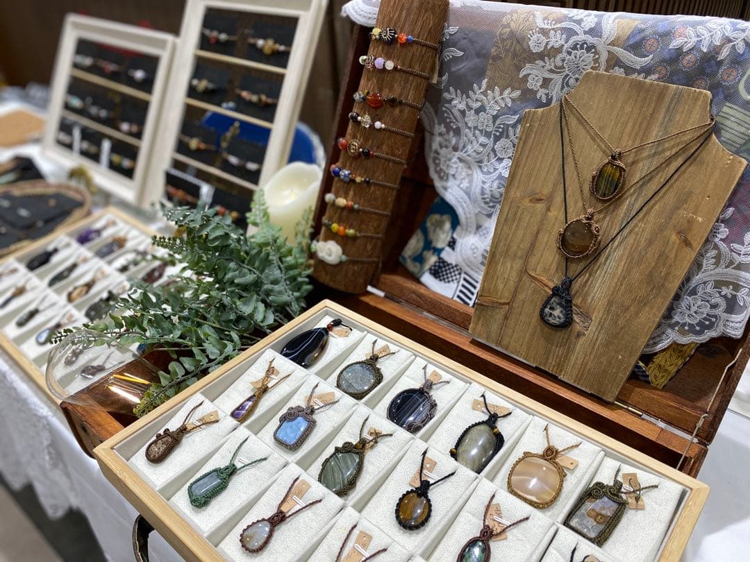 調和とバランス＊ブラックレースアゲート天然石マクラメネックレス/日々のお守り