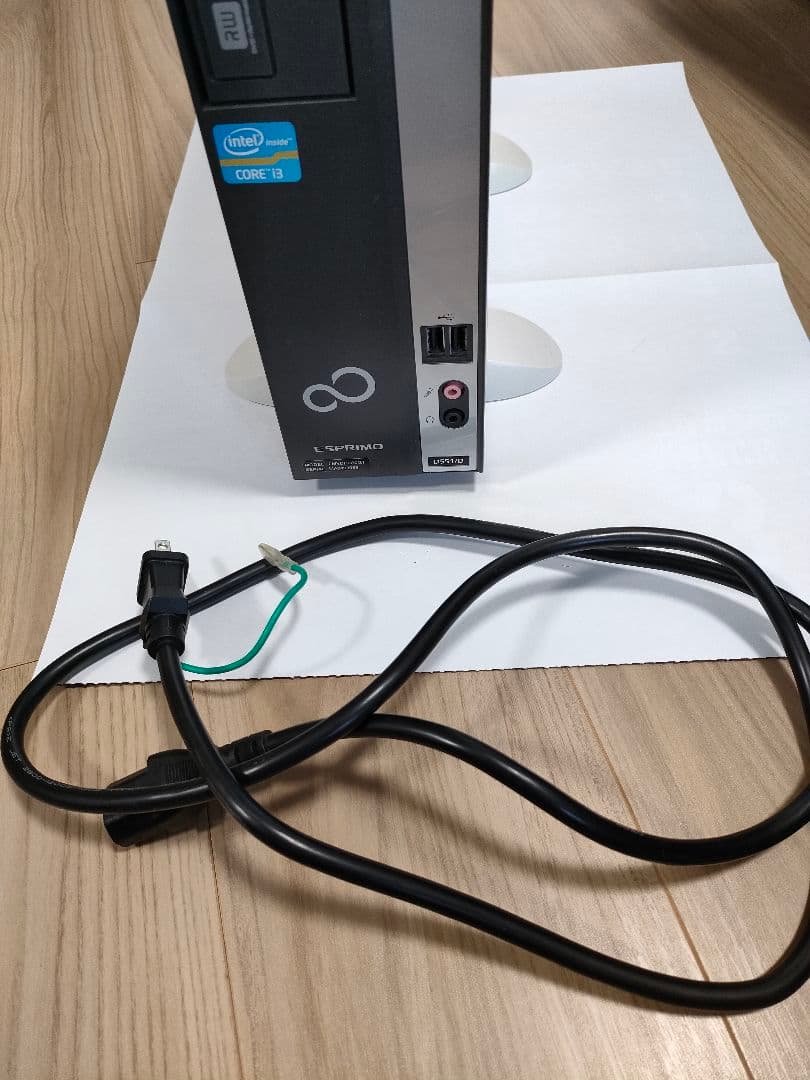 Fujitsu Esprimo デスクトップPC