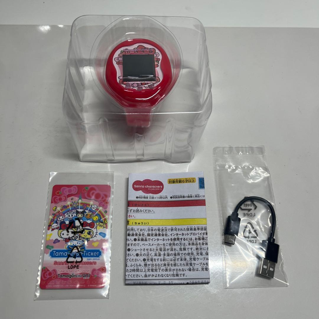 Tamagotchi Uni サンリオモデル