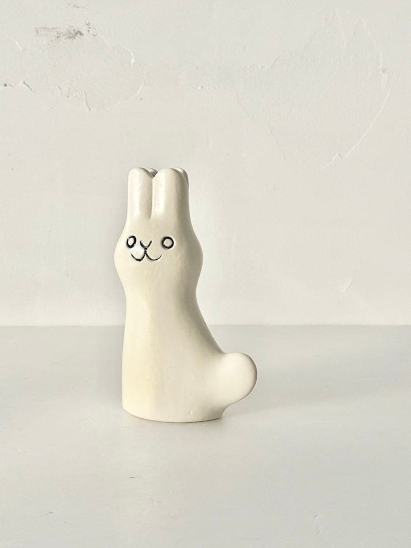 【美品】鹿児島睦　En Liten Van 　Rabbit　ホワイト