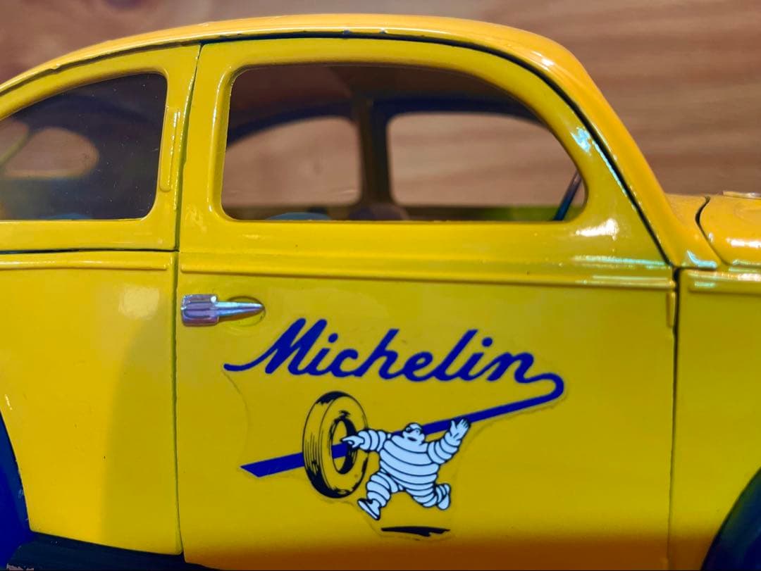 ソリオ　ミシュラン VWビートル型ミニカー 1/17