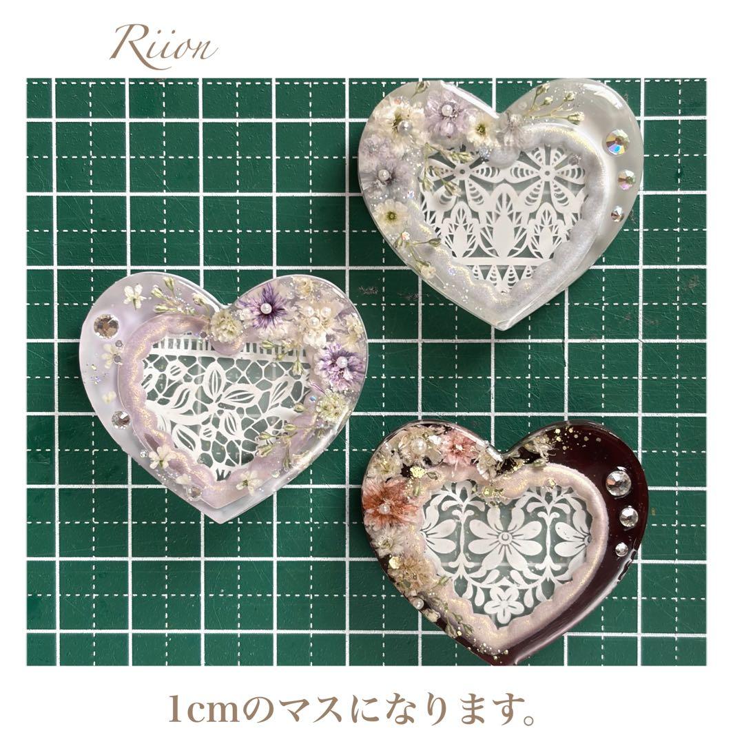 no.1143❤︎.*ꫛꫀꪝレース柄ハートとお花たちのレジンヘアゴム.*❤︎①