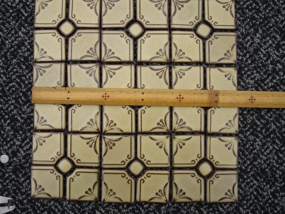 あんぱん　廃盤モザイクタイル　ジャスミンベージュ　１２シート