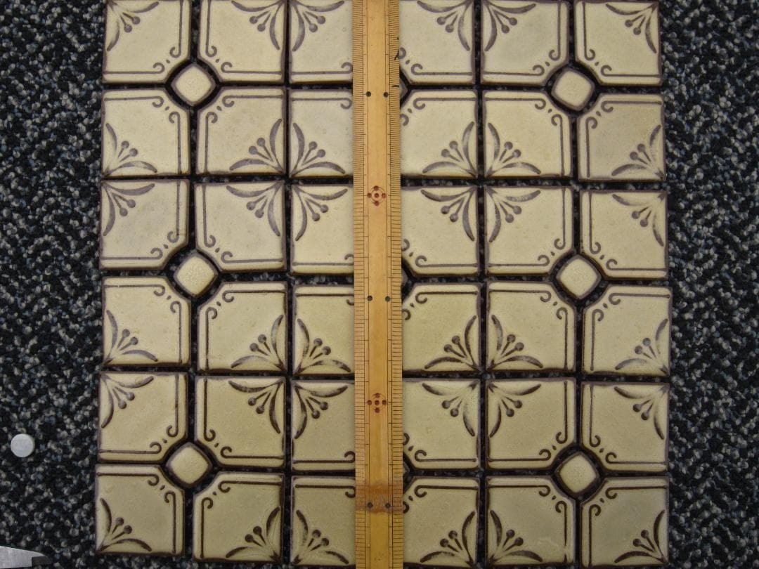 あんぱん　廃盤モザイクタイル　ジャスミンベージュ　１２シート