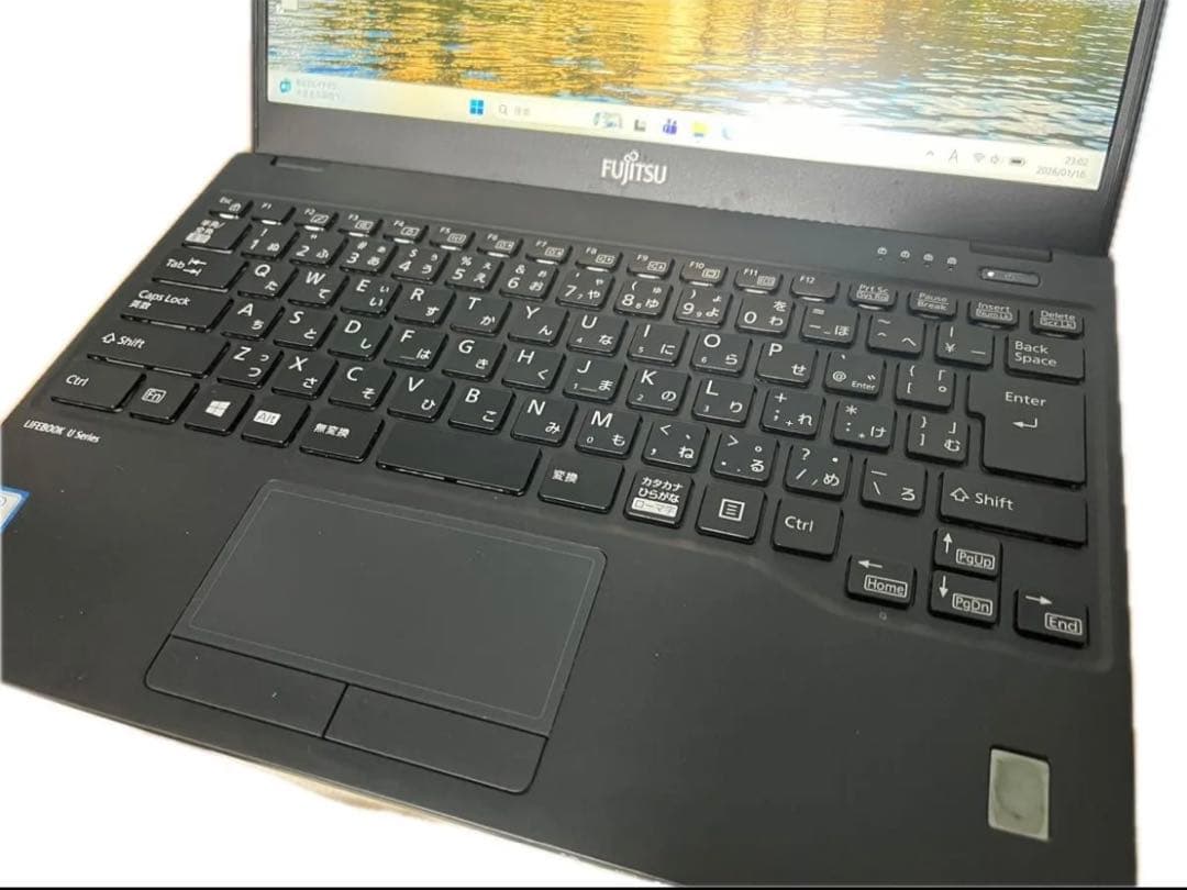 Windows11 富士通製ノートパソコン1