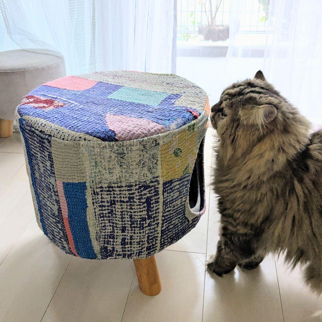 ヴィンテージラリーキルトのペットスツール　キャットハウス　ラウンドスツール