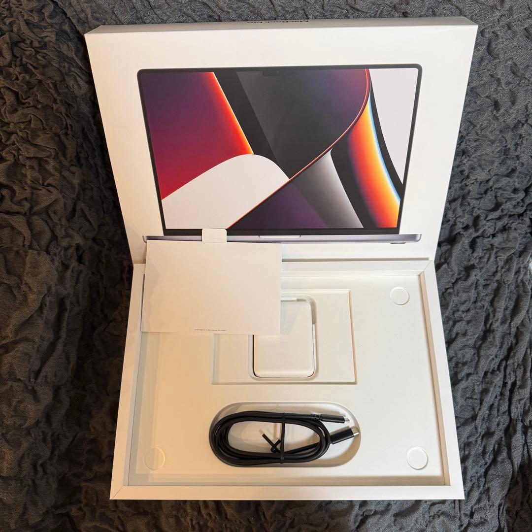 【最安値】MacBook Pro 16 M1Max/64GB/4TB
