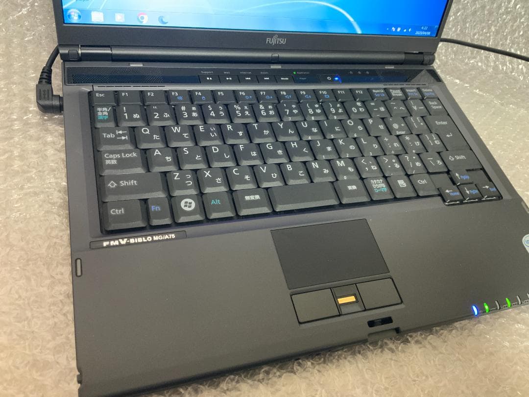 Windows7 32bit/富士通/4GB/Core2Duo/FMVMGA75