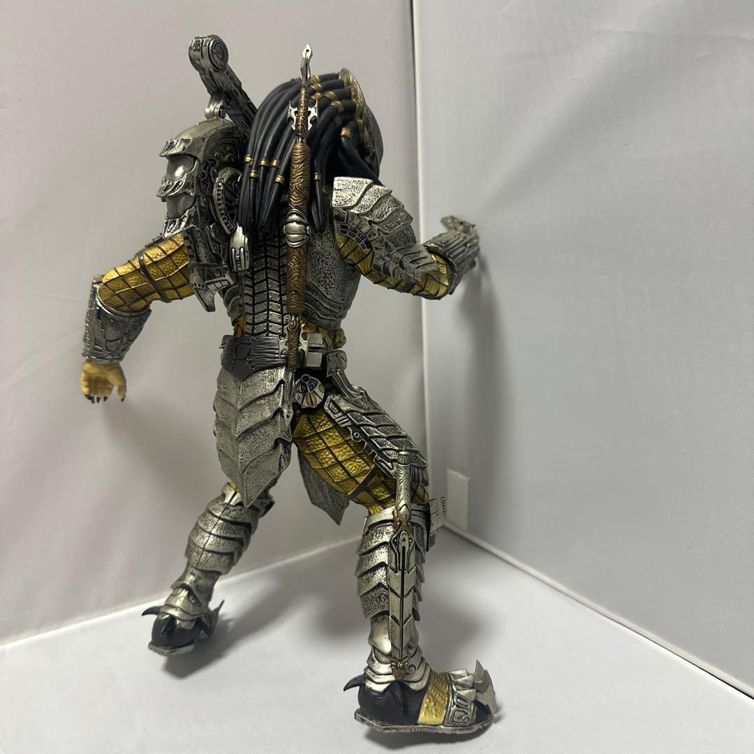 ☆　プレデターフィギア　エイリアンVSプレデター　リアルフィギュア　☆