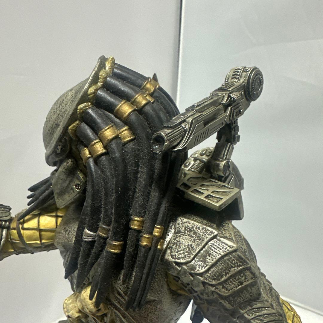 ☆　プレデターフィギア　エイリアンVSプレデター　リアルフィギュア　☆