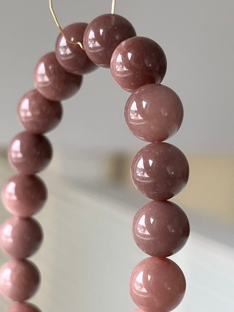 天然石ブレスレット☆高品質！ピンクオパール９ｍｍ☆濃いめのシックなカラーで素敵♡