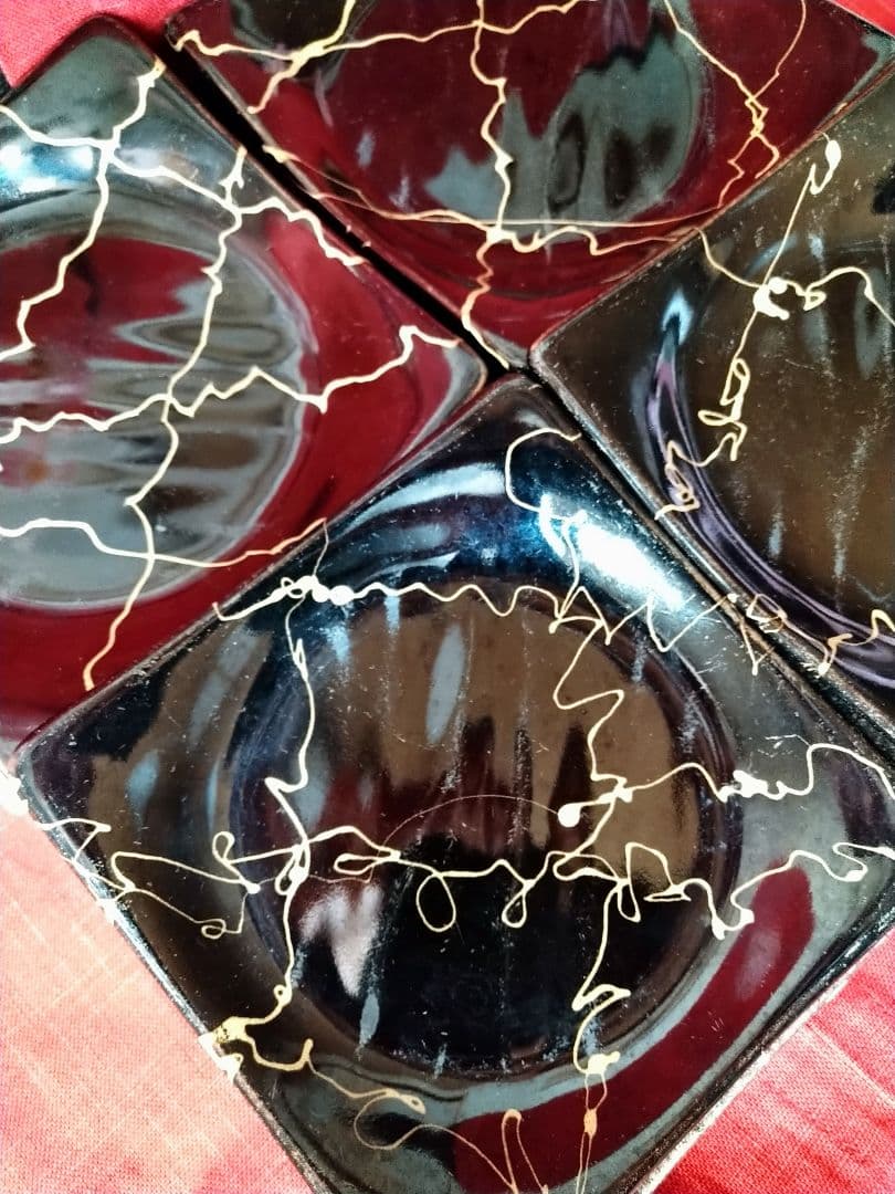 ⬛コバルトブルー青御影風 蓋付小鉢皿⬛黒御影風【金彩】雷柄四角ウェーブヒ平皿2組