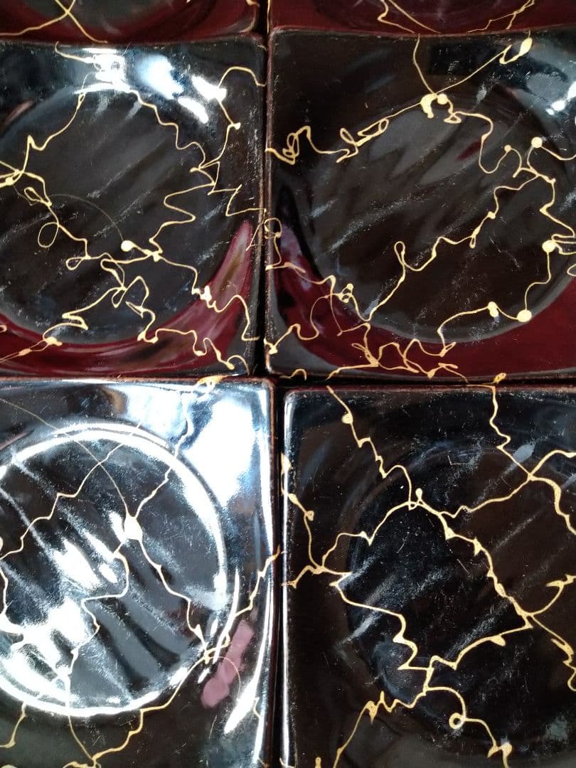 ⬛コバルトブルー青御影風 蓋付小鉢皿⬛黒御影風【金彩】雷柄四角ウェーブヒ平皿2組