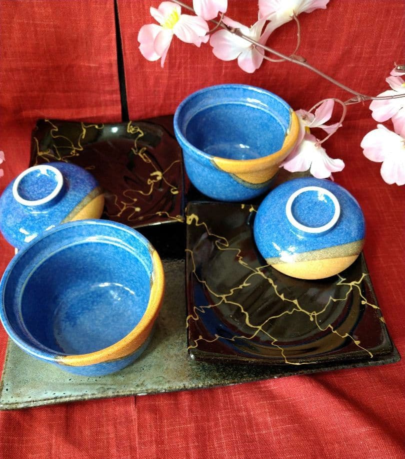 ⬛コバルトブルー青御影風 蓋付小鉢皿⬛黒御影風【金彩】雷柄四角ウェーブヒ平皿2組