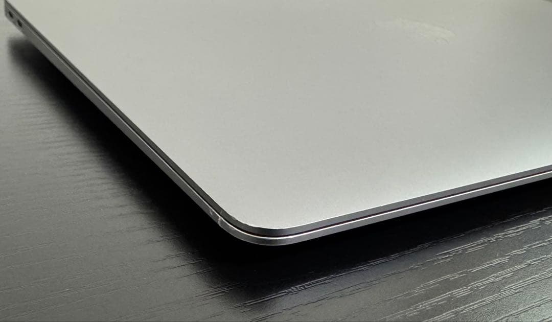 MacBook Air M1 16GB 512GB バッテリ83% 充放電237