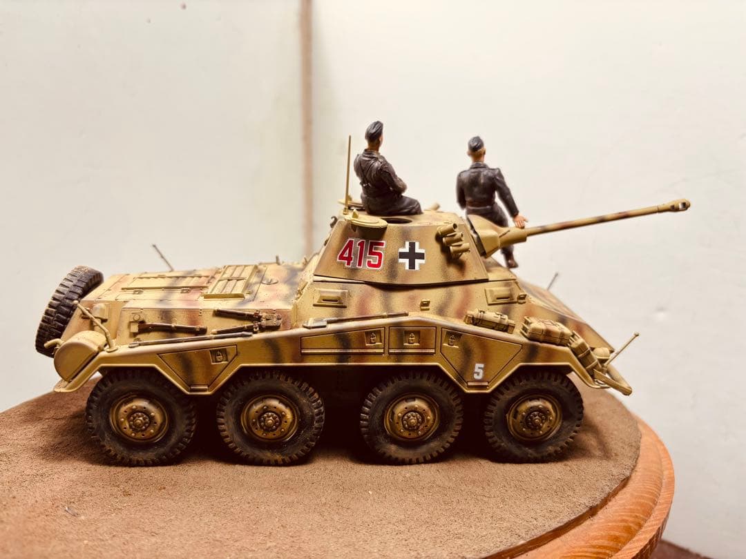 1／35 ドイツ軍8輪重装甲車プーマ