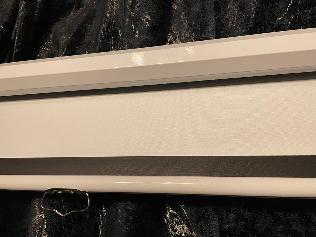 60インチ 4:3 プロジェクタースクリーン 4K対応