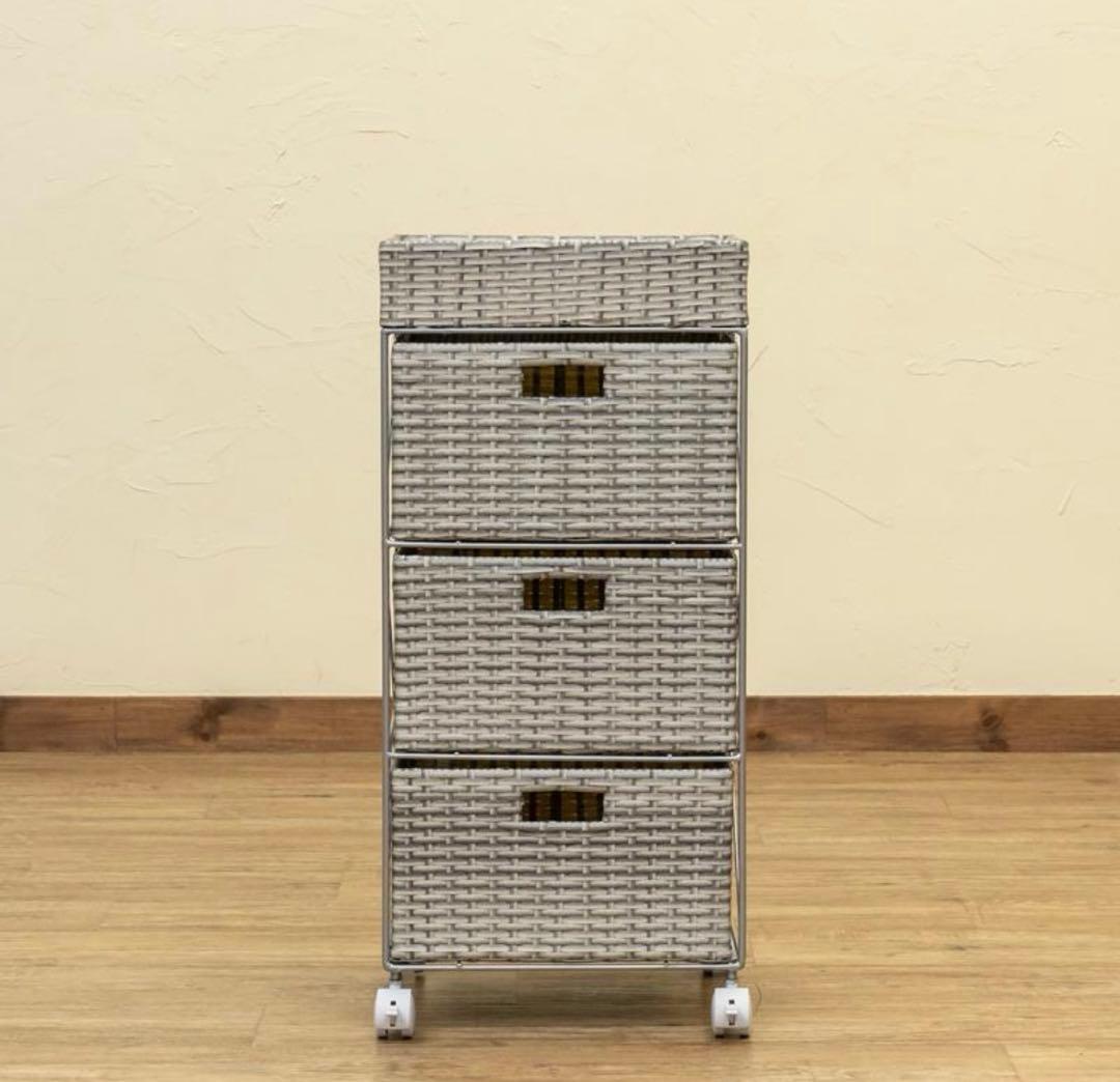 【送料無料・新品】ラタン調　チェスト　3段　アイボリー