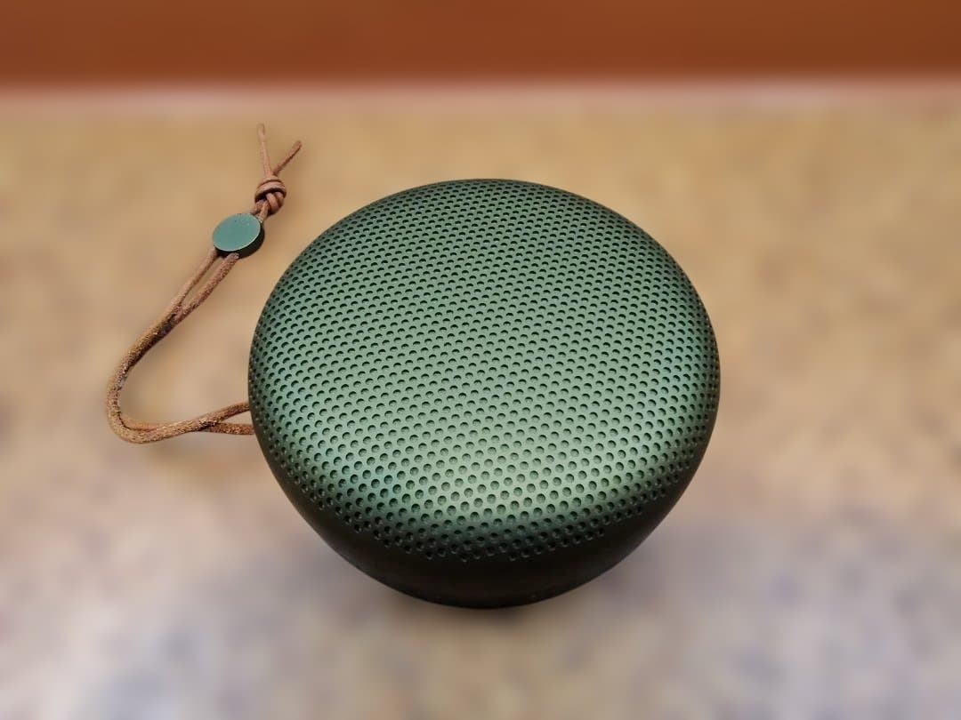 ジャンク品　b&o / PLAY BEOPLAY A1　グリーン