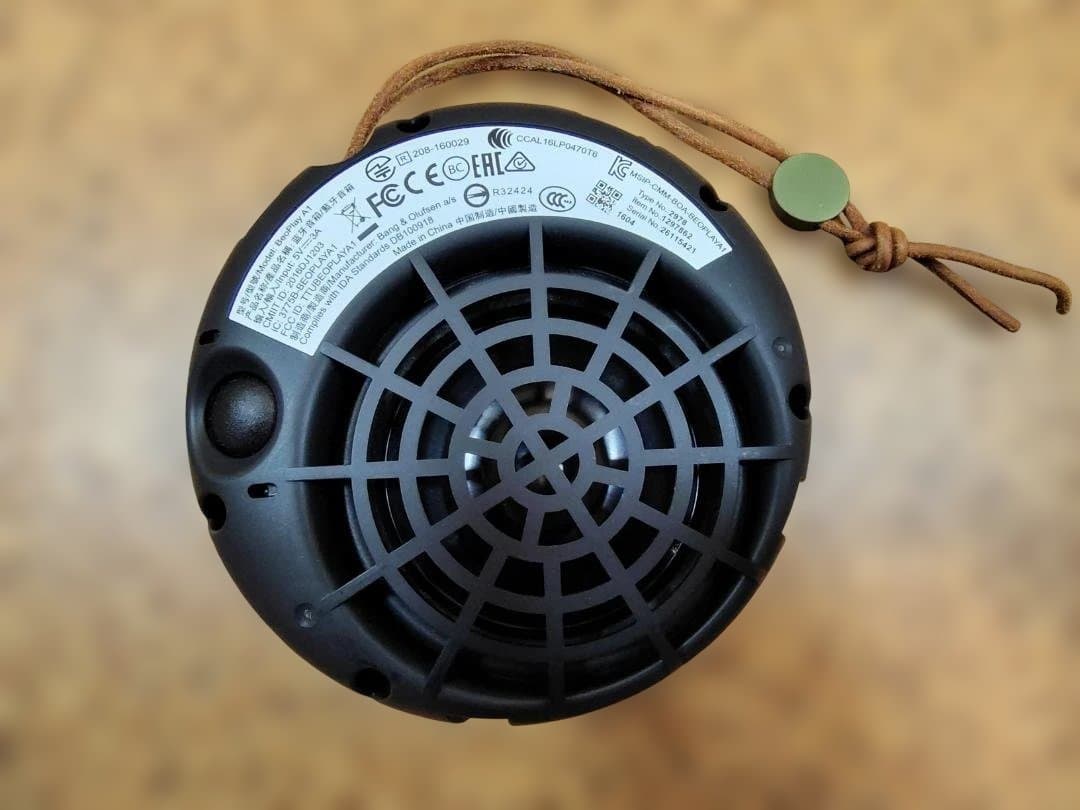 ジャンク品　b&o / PLAY BEOPLAY A1　グリーン