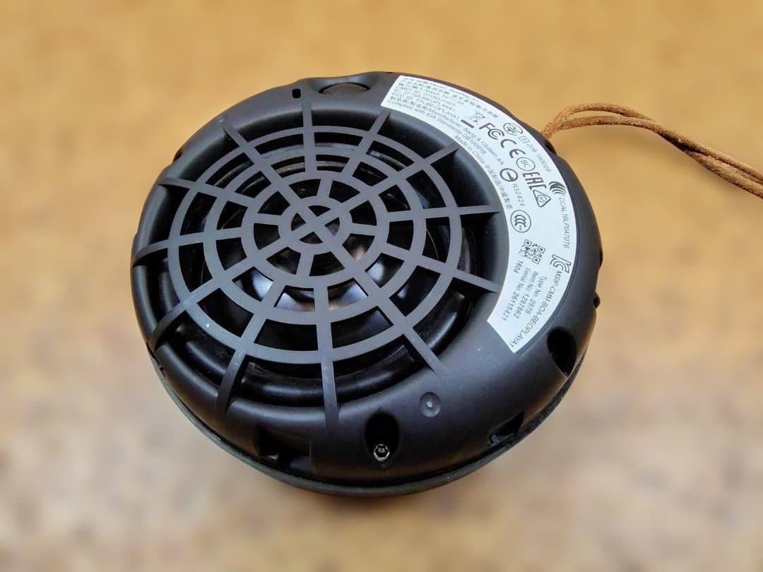 ジャンク品　b&o / PLAY BEOPLAY A1　グリーン