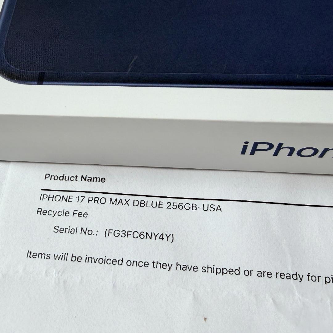 米国版 iPhone 17 Pro Max Deep Blue 256GB