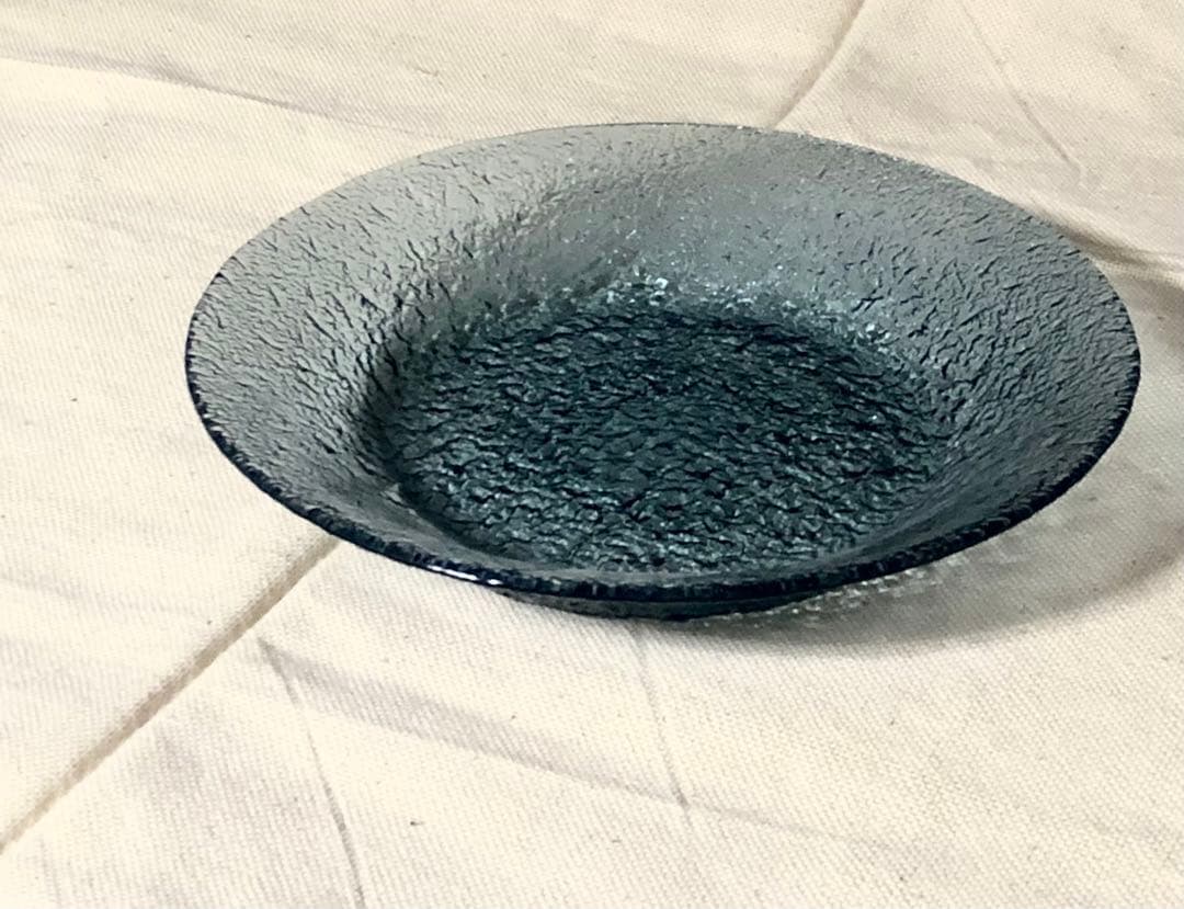 ◆254◆ダークグレー ガラス皿 サラダプレート22.5 cm 2枚セット