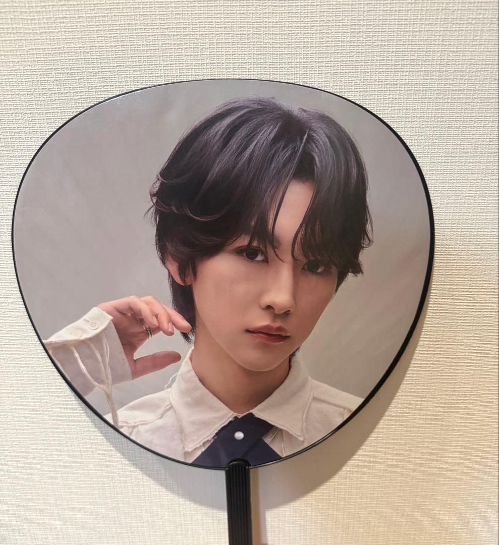 ROIROM 本多大夢　うちわ