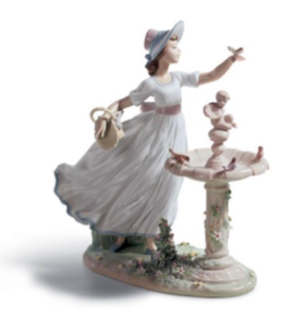 リヤドロ　春を告げる小鳥たち