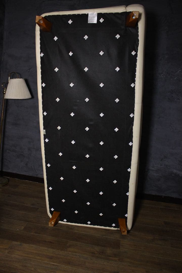 首都圏送無料〜IDC 大塚家具　32万　オースチン　本革　3人掛け　ソファ