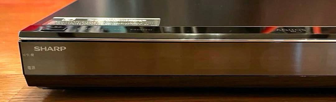 3番組同時録画 SHARPブルーレイレコーダーBD-T1100 動作良好品