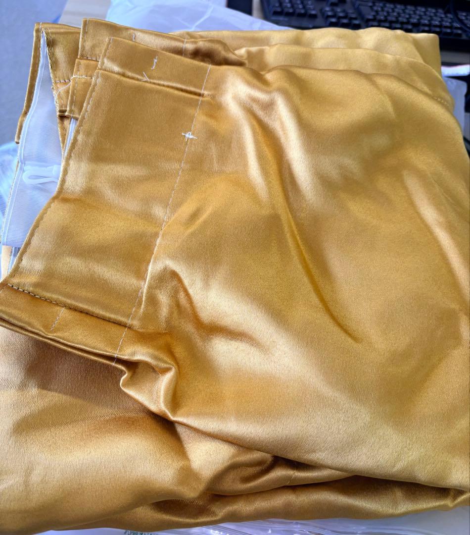 カーテン ドレープ 1級遮光　2枚セット　ゴールド