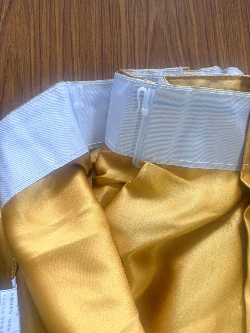 カーテン ドレープ 1級遮光　2枚セット　ゴールド