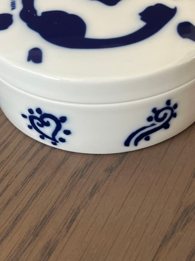 EURO2004 ビスタアレグレ製陶器蓋付き小物入れ